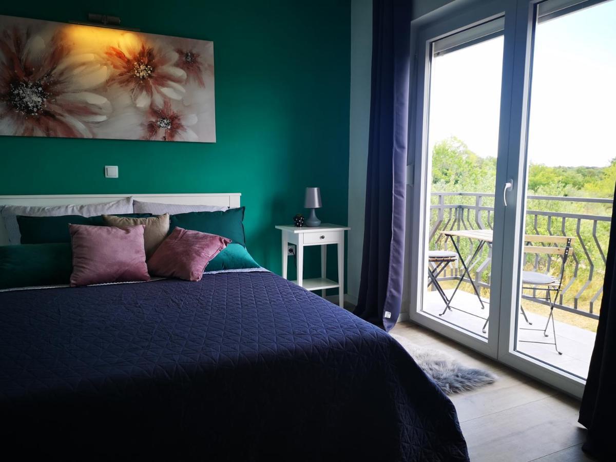 Sunrise, Coastal Istra, Pula Duga Uvala Apartment